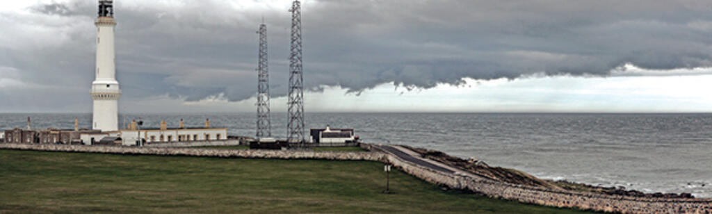 Girdleness Lighthouse Aberdeen raysmith small crop